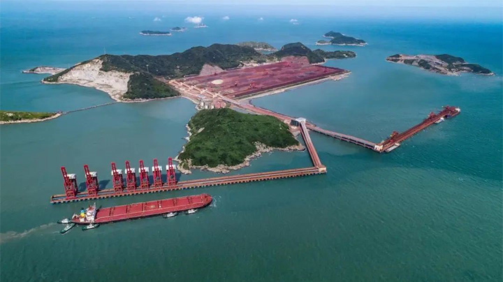 广东工业大学校园网络管理面板